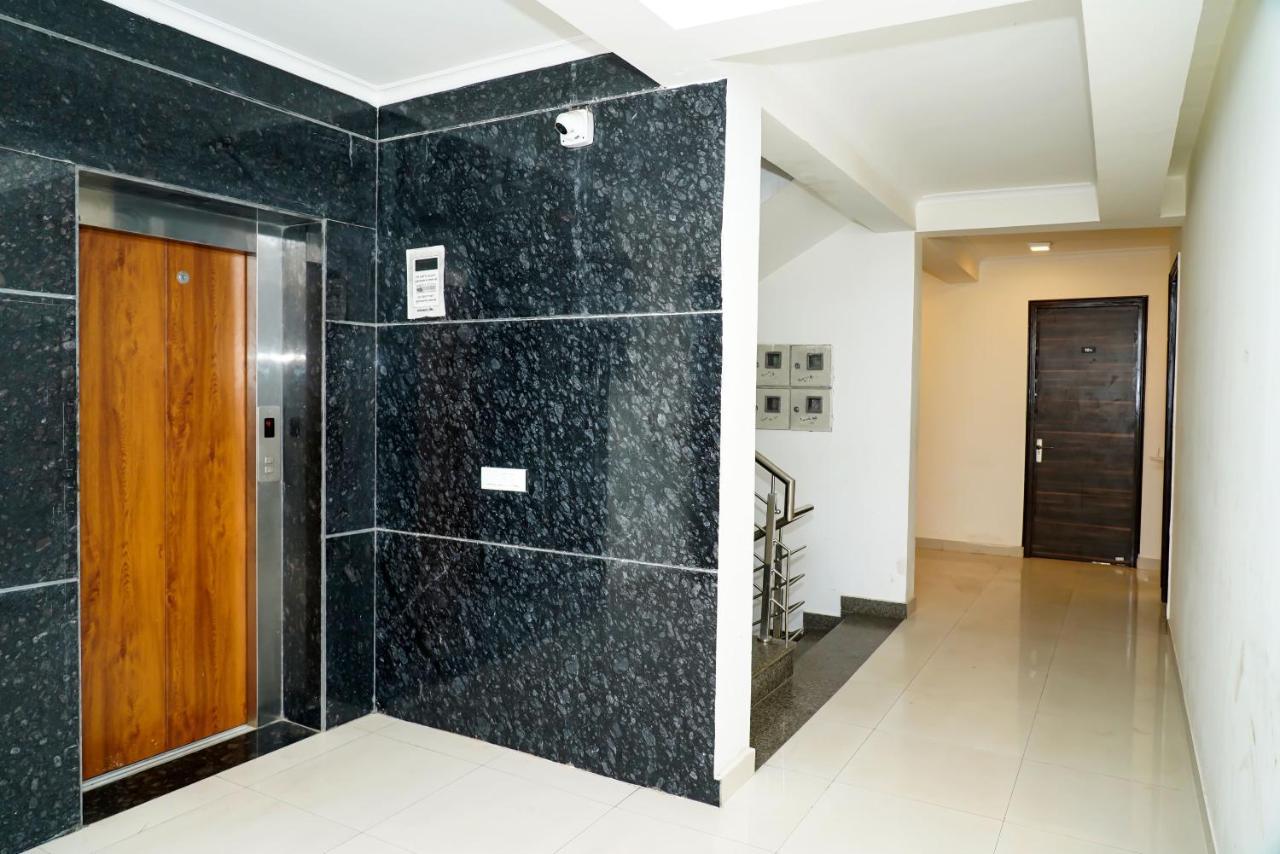 Limewood Stay - Executive Huda City Center Gurgáon Kültér fotó