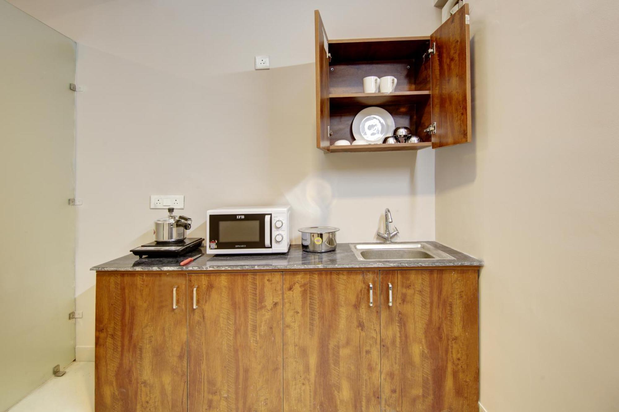 Limewood Stay - Executive Huda City Center Gurgáon Kültér fotó