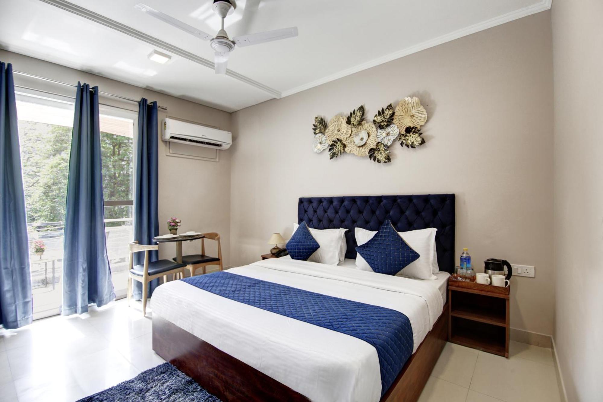 Limewood Stay - Executive Huda City Center Gurgáon Kültér fotó