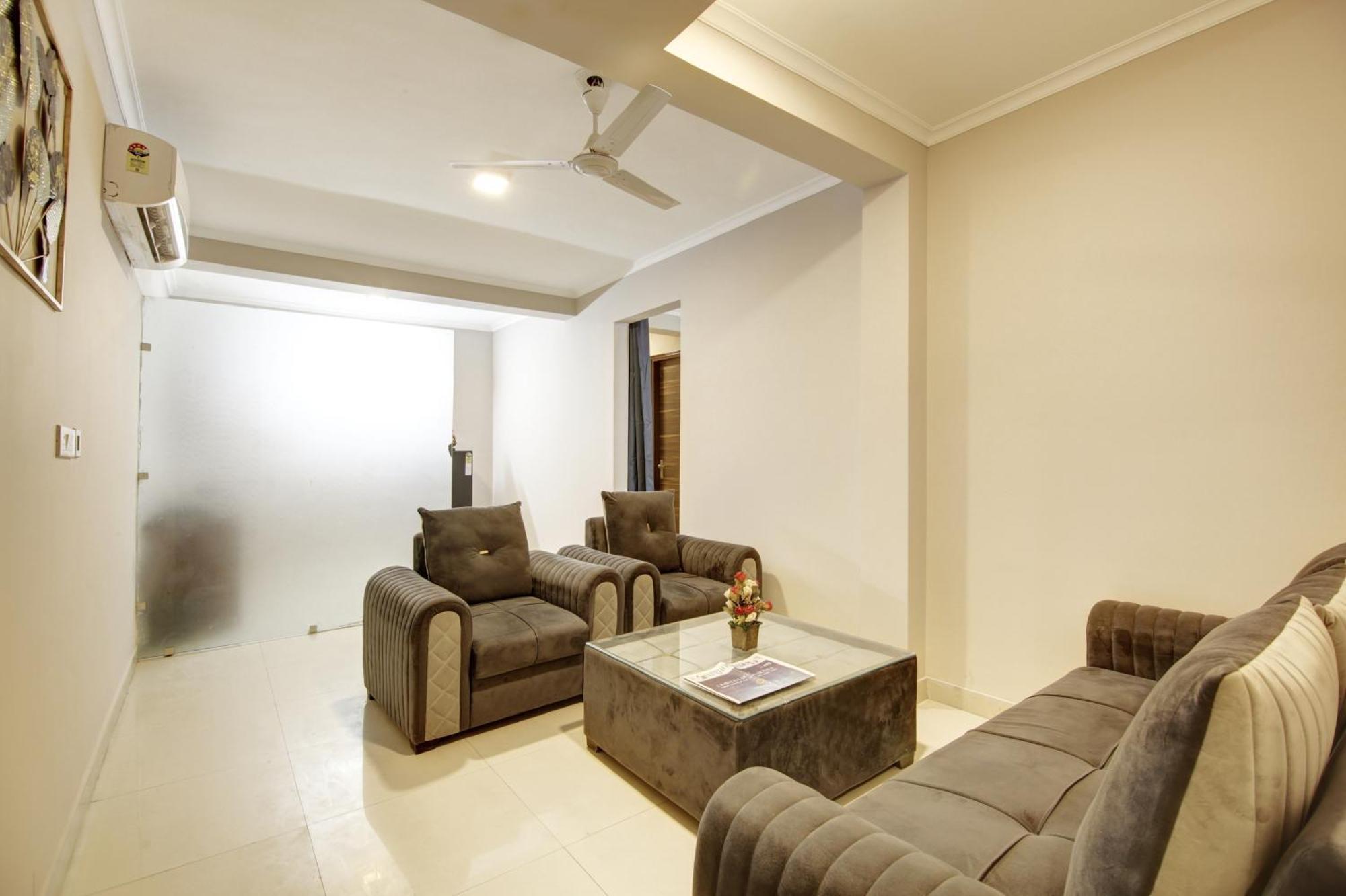 Limewood Stay - Executive Huda City Center Gurgáon Kültér fotó