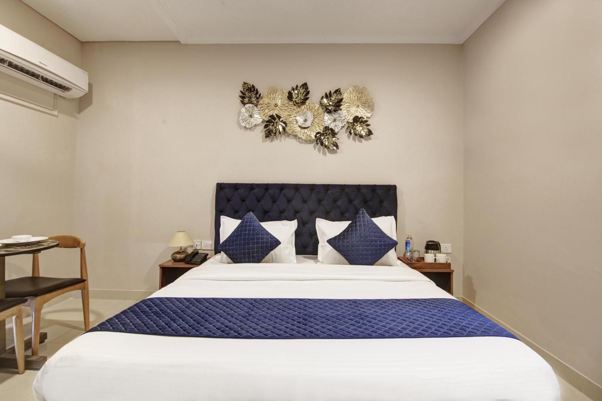 Limewood Stay - Executive Huda City Center Gurgáon Kültér fotó