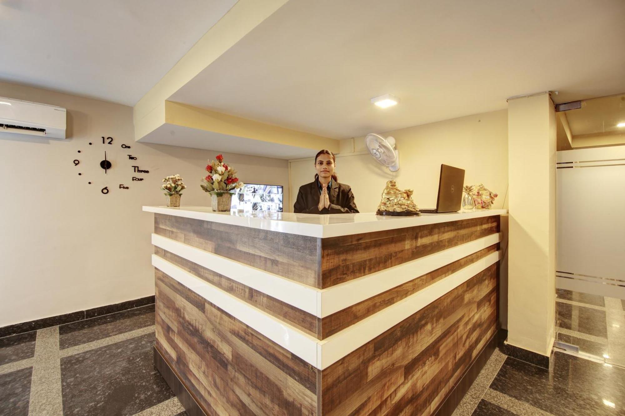 Limewood Stay - Executive Huda City Center Gurgáon Kültér fotó