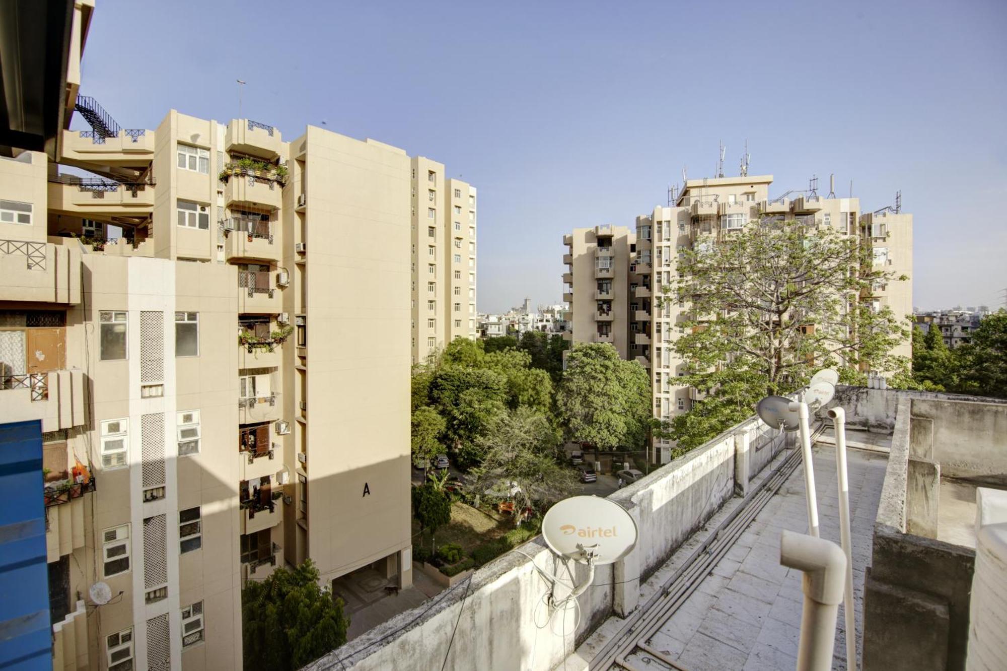 Limewood Stay - Executive Huda City Center Gurgáon Kültér fotó