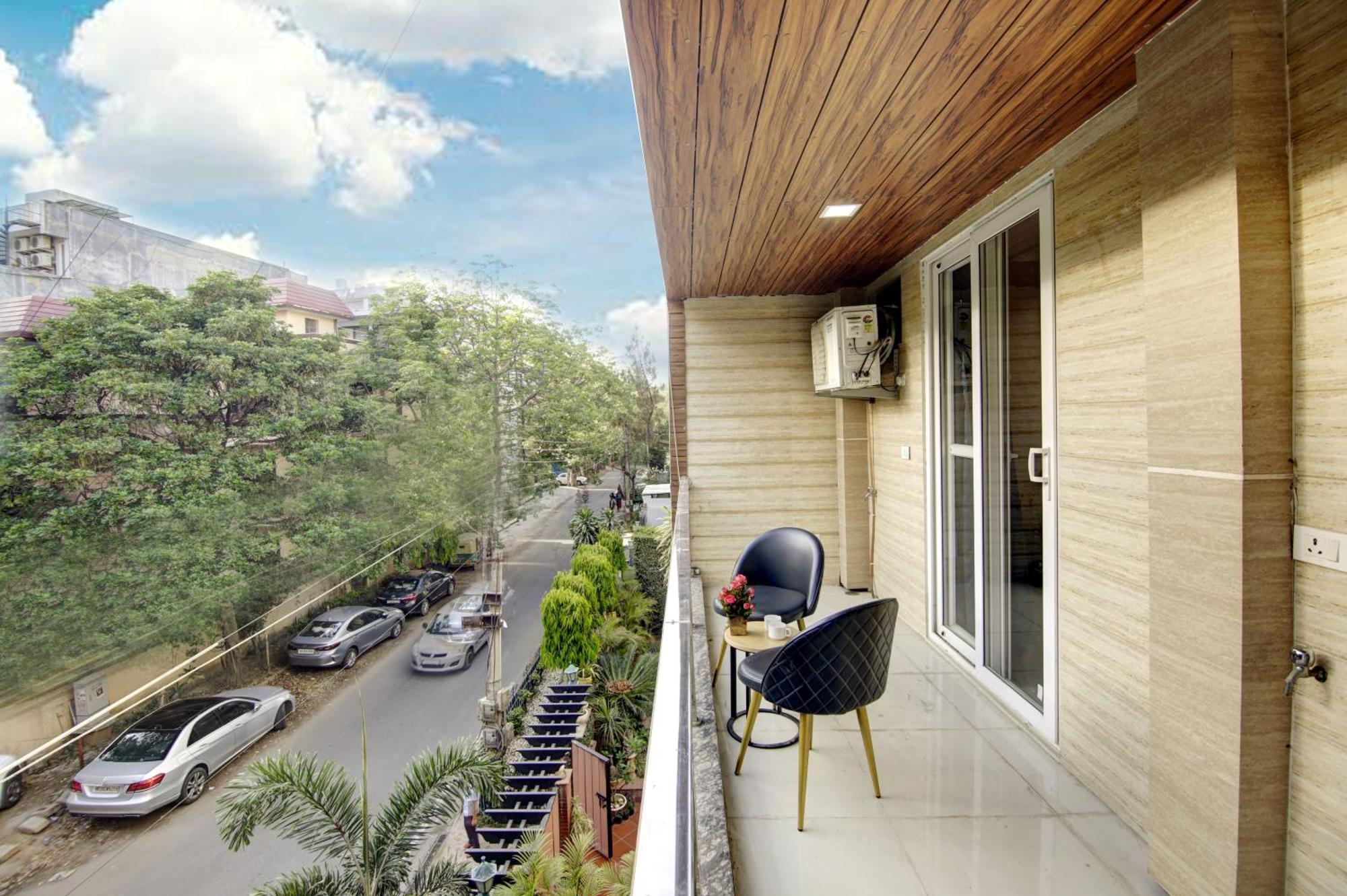 Limewood Stay - Executive Huda City Center Gurgáon Kültér fotó